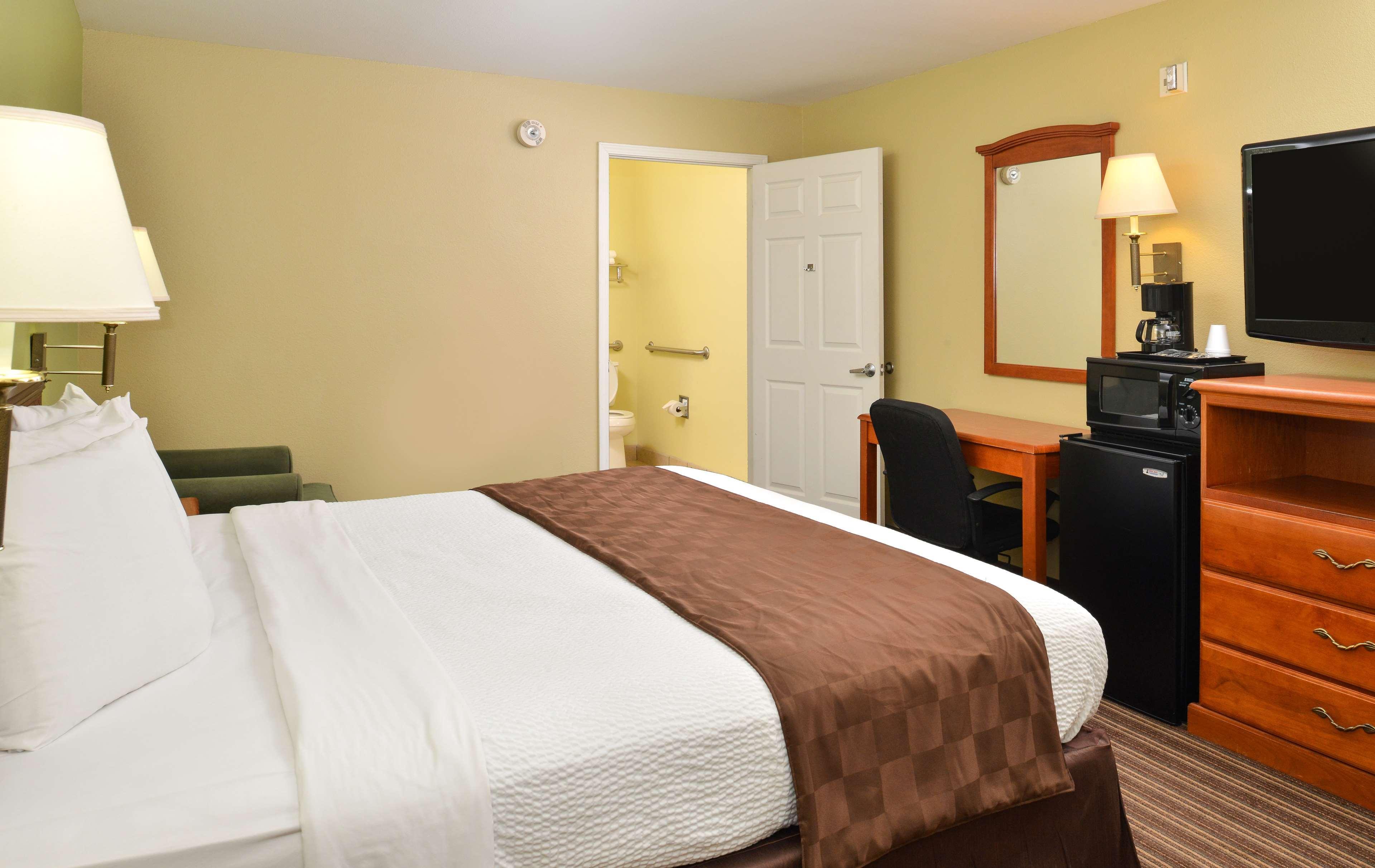 Americas Best Value Inn And Suites Літл-Рок Екстер'єр фото