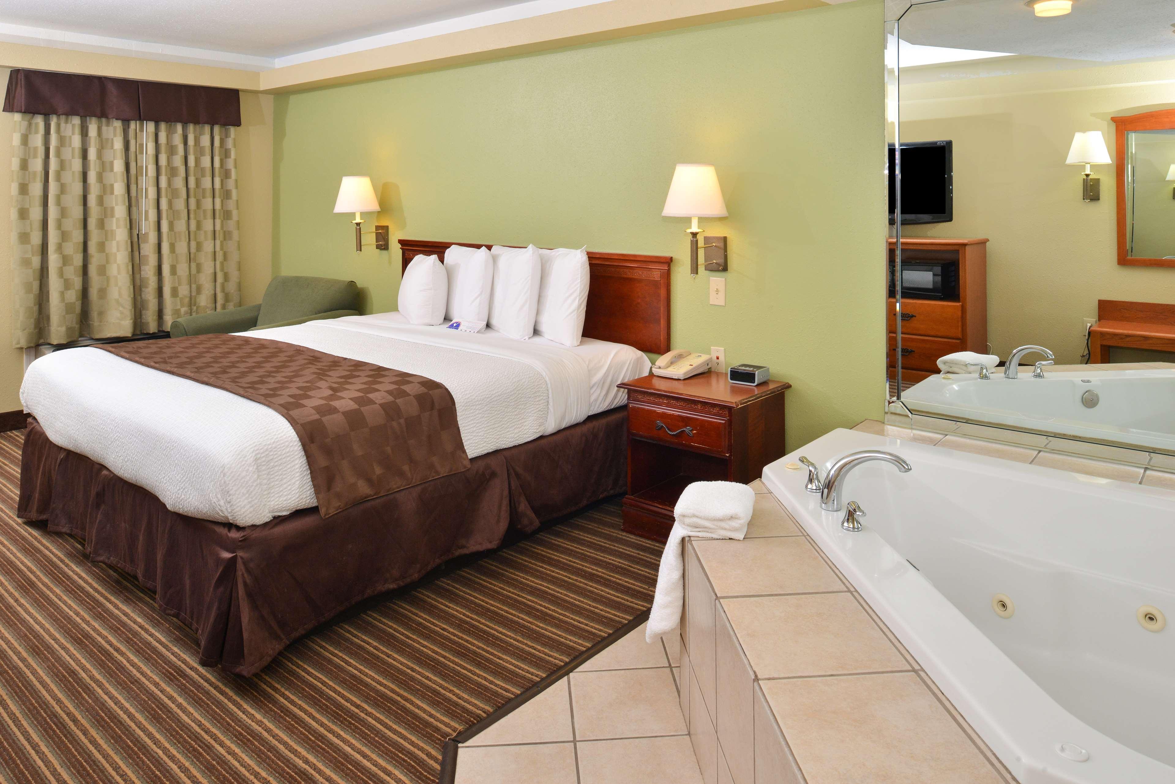 Americas Best Value Inn And Suites Літл-Рок Екстер'єр фото